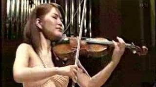 M.kamio plays Tchaikovsky Violin Concerto (1st Mov 1of2)