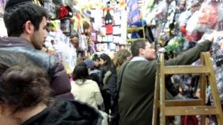 20150304 13:18 Purim at main pedestrians street Jerusalem