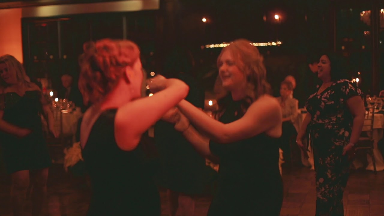 DJ Denny: Hotel Du Village