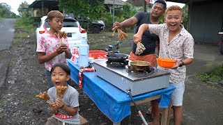 PERTAMA KALI SOPO JUALAN SEMPOL GORENG LARIS MANIS