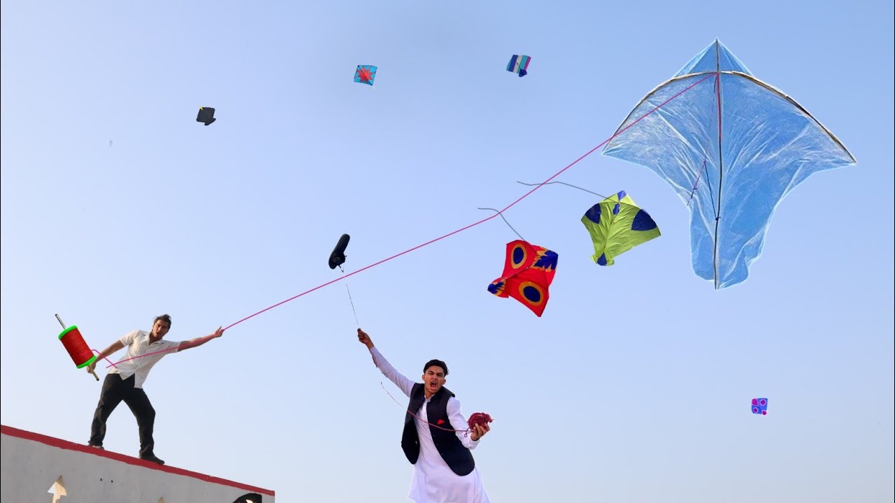 Abubaker Flying Kite Catch Nasir With 10 Feet Plasticbag Kite 