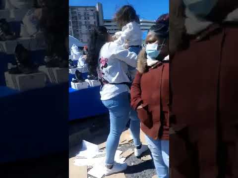 Video: Vlooienmarkten in Lissabon