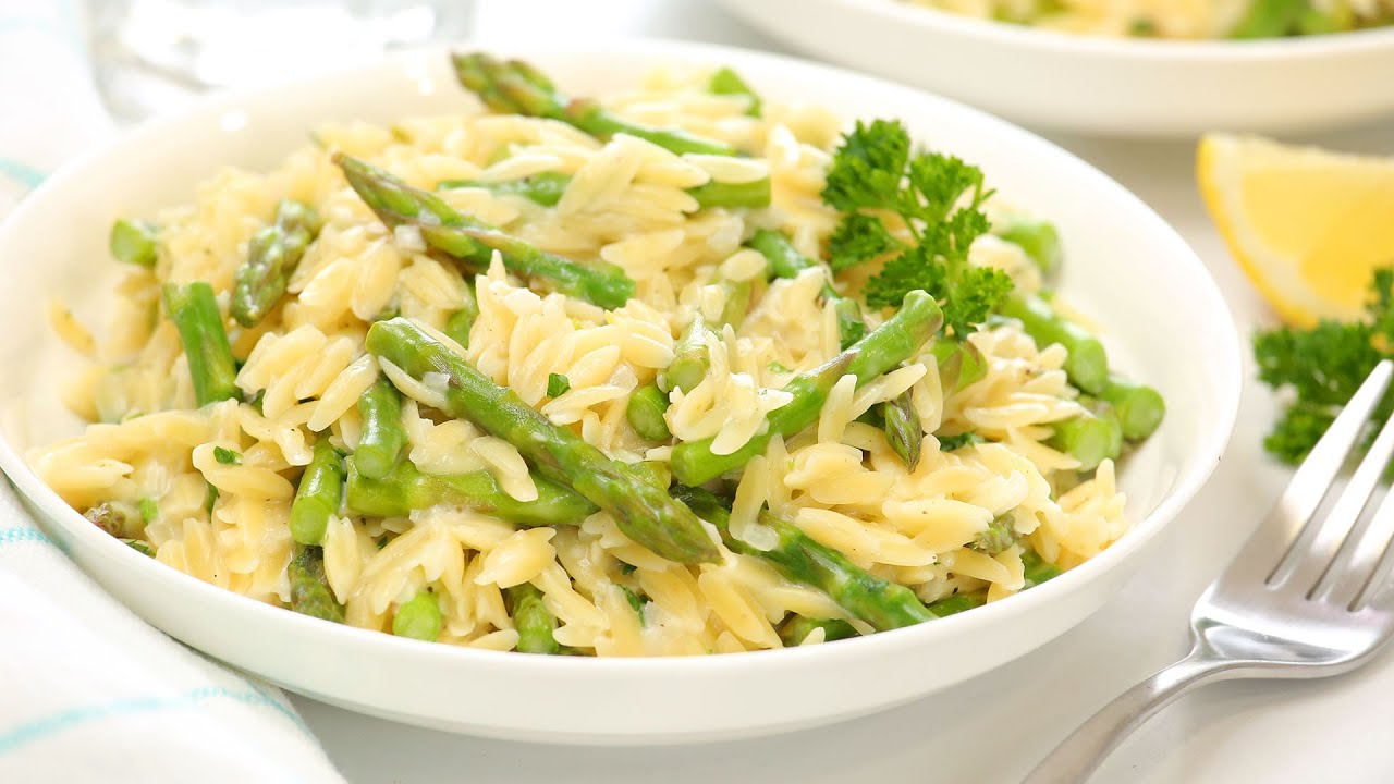 Creamy Orzo with Asparagus | One Pot + Family Friendly Dinner Recipe! | The Domestic Geek