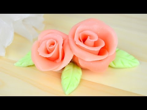 Vidéo: Comment Faire Des Roses Avec Du Massepain
