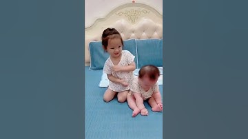 video các bé đáng yêu hài hước với trẻ em , tiếng cười sàng khoái