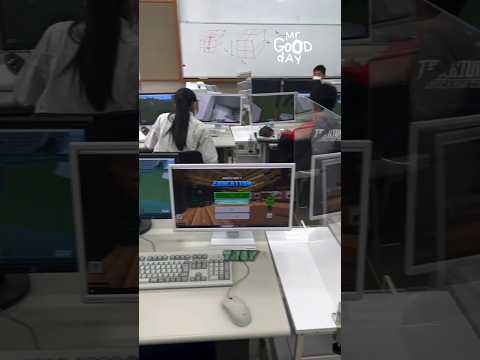 Schools in Japan Use Maincraft for Architectural Design Classes #shorts