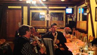 Leonte Rusu, Nelutu Iagar, Leonte jr. Pasti 2015 (6)