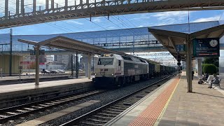 Renfe Pasajeros e Mercancias em Vigo Guixar e Santiago de Compostela