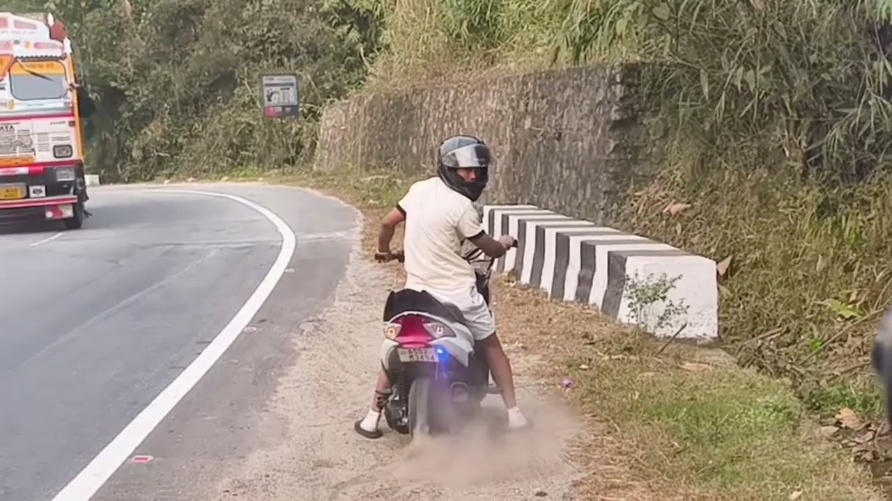 La slem khlem iohi shuh iakine😁 mynta la shem biang 😅 #sundayfunday #rider 