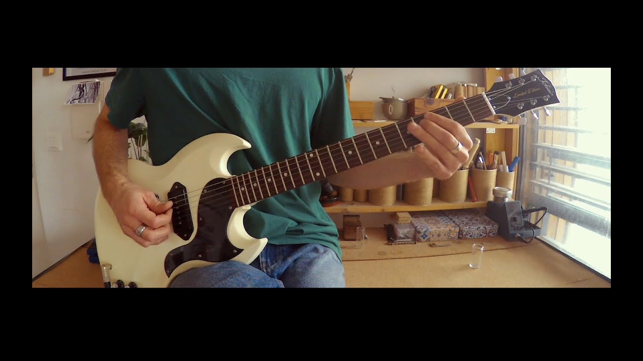 Tokai SG Junior Vintage White Limited Edition - YouTube