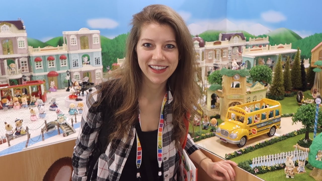 Toy Fair 2019 Epoch | NEW Calico Critters Town, Aqua Beads and MORE!
