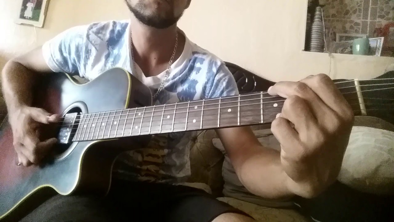 Segunda guitarra nereida de Raulin Rodríguez