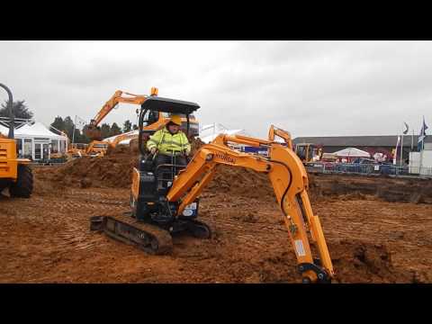 Video Pásové minirypadlo Hyundai R17Z-9A