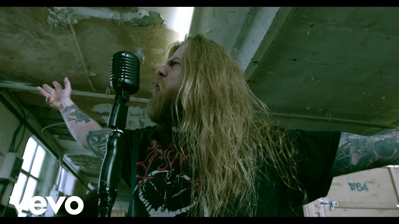 Shrapnel - Jester auf YouTube ansehen Shrapnel - Jester auf YouTube ansehen