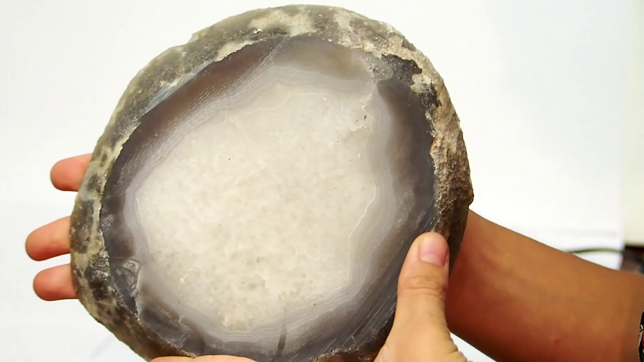 1.1kg Thick Sliced Brazilian Crystal Agate Lamp CF850 10 YouTube player