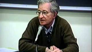 Noam Chomsky: 