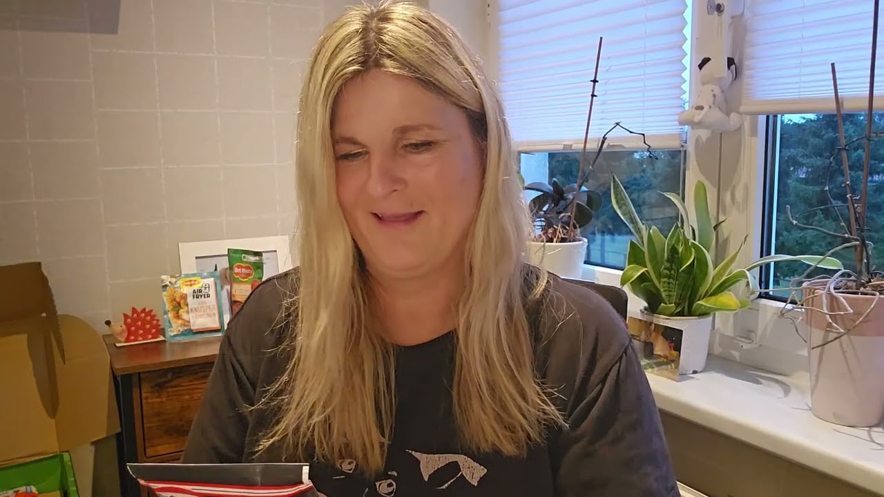 📦Brandnooz Box September | Heidi Bundt mit Hund  🐺🐾 Unbezahlte Werbung