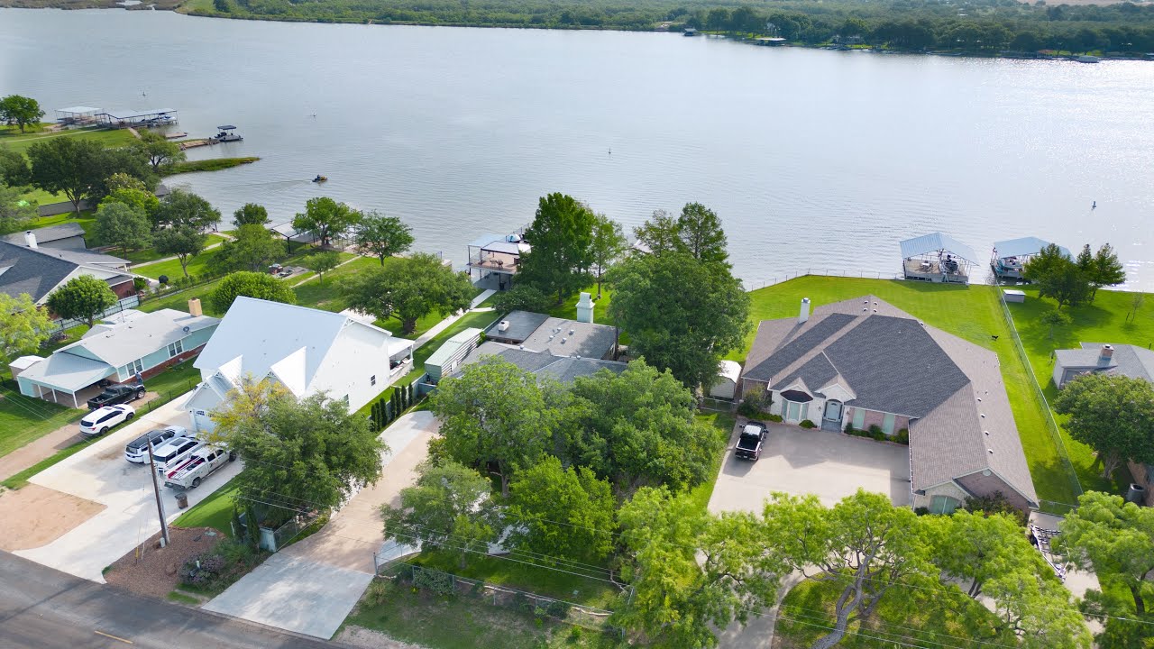 3 Bedroom Home On Lake Nasworthy SOLD YouTube 3-bedroom-home-on-lake-nasworthy-sold-youtube