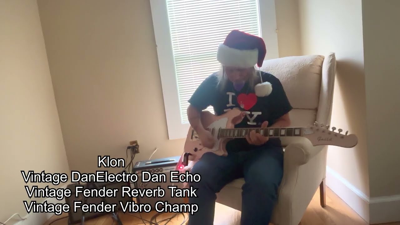 God rest ye merry Gentlemen Surf Guitar Instrumental Merry Christmas and Happy New Year to you all