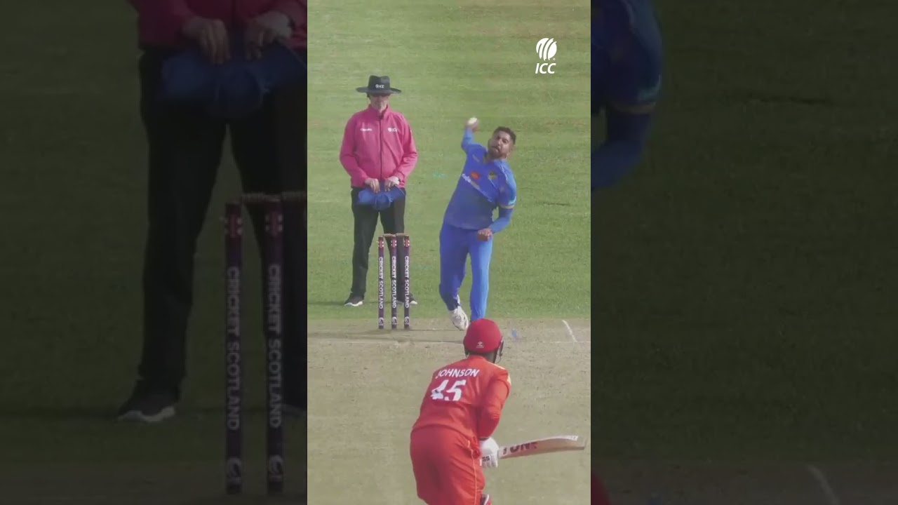 Canada's Aaron Johnson makes it look easy π
