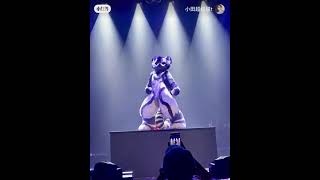 【Fursuit Dance】 银碳Gintan - BABYMONSTER - '2NE1 MASH UP'