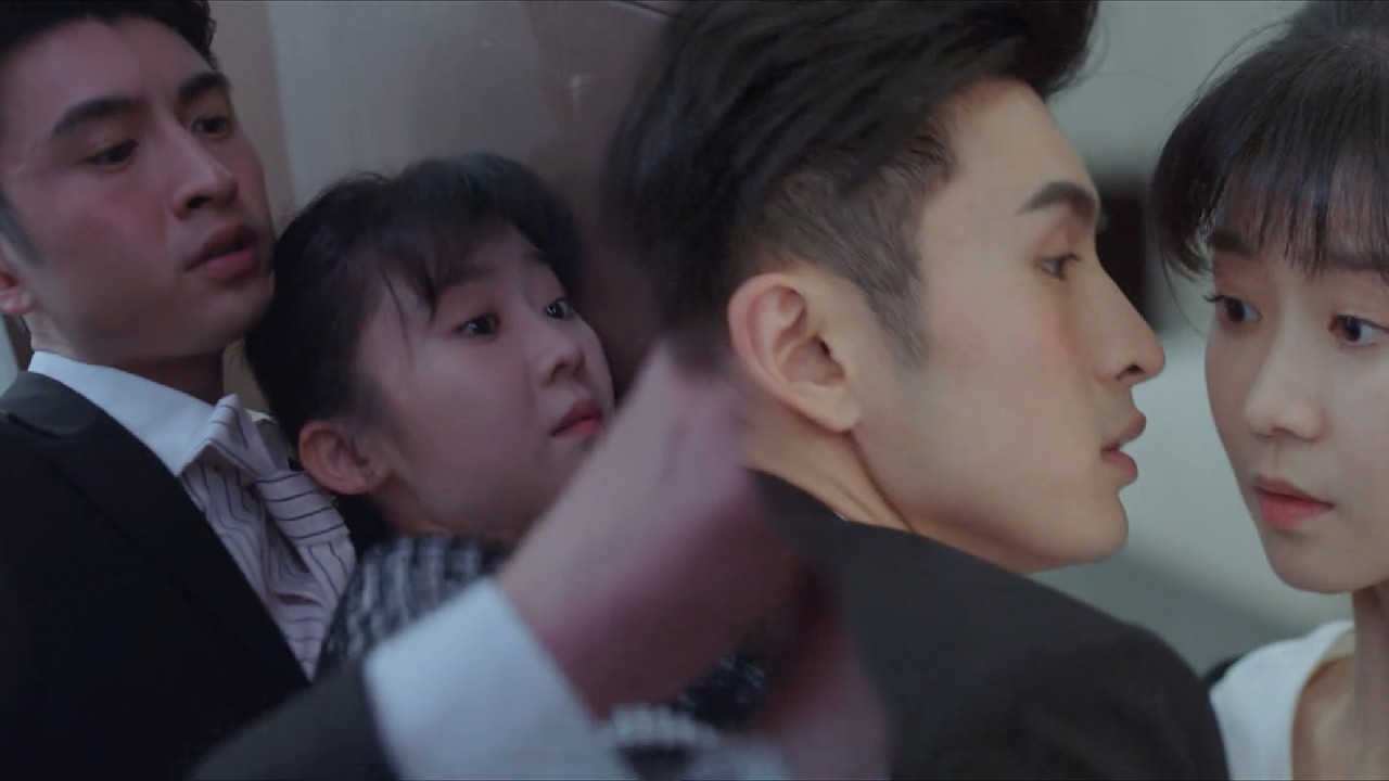 👸【MOVIE】霸總醉酒說出真心話，他承認喜歡女孩！#好看中国电视剧 #爱情