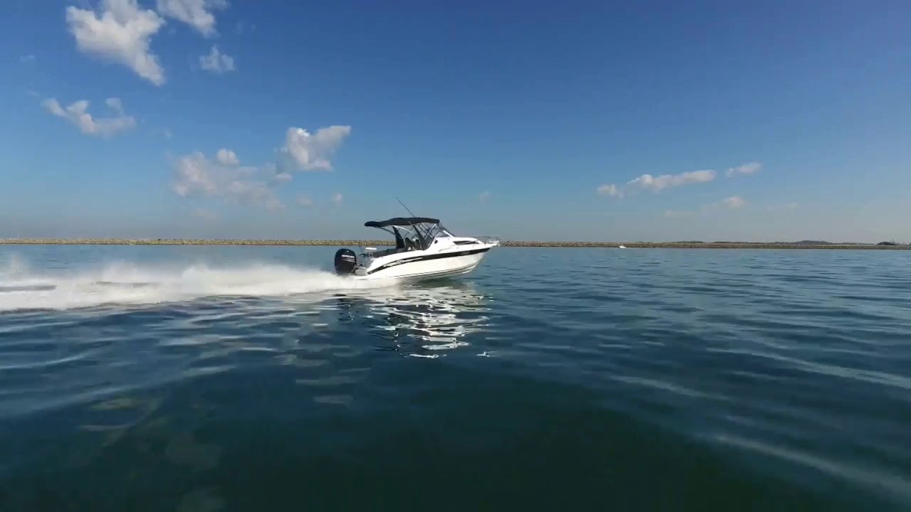 REVIVAL 640 DLX POWERED BY A 150 MERCURY 4ST