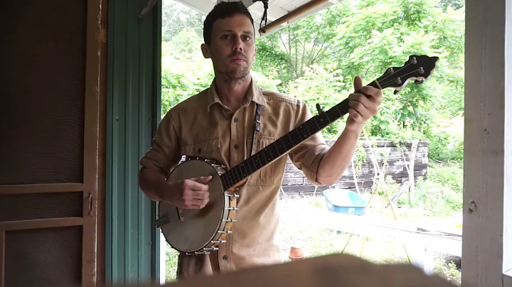 Clifton Hicks - Little Gray Mule (Roscoe Holcomb)