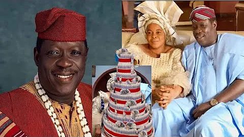 Actor Taiwo Hassan Ogogo Celebrate 1st Wife Massively After Forgiving Him For Taking Another Wife