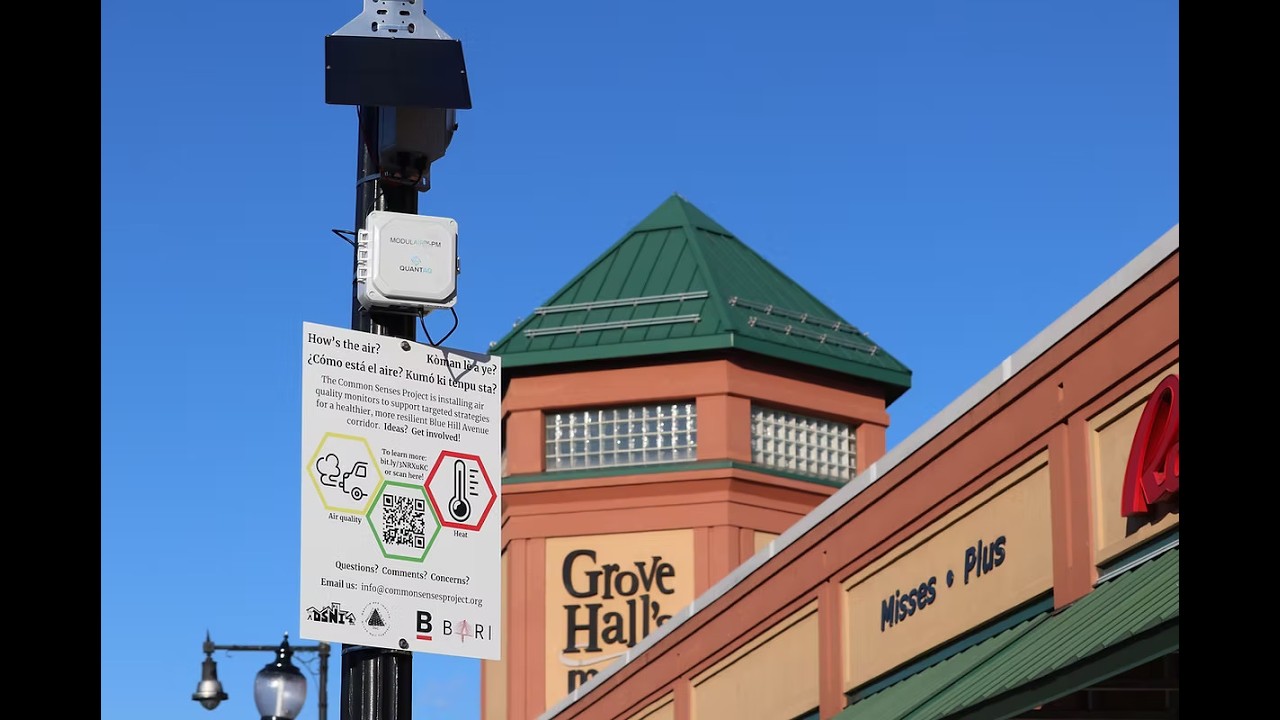 Common SENSES Rox(-bury): A Community-Designed Sensor Network for Environmental Justice