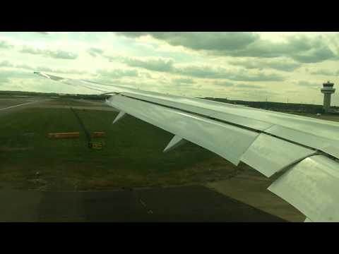 Norwegian Boeing 787 Dreamliner reverse trust Gatwick