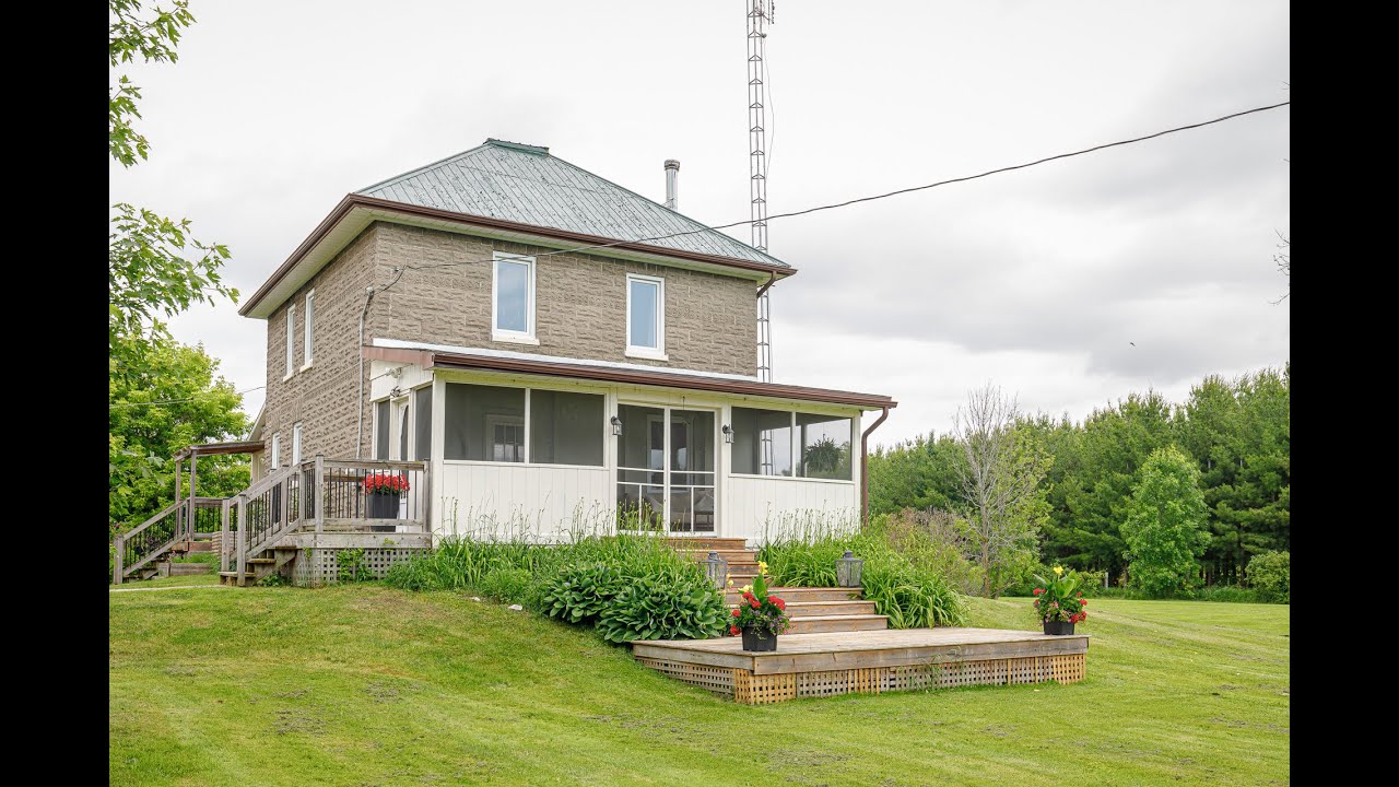 5576 Concession 6 Sunnidale, in New Lowell Ontario, a Real Estate Video Home Tour