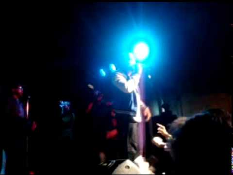 Eric Roberson - Borrow You LIVE
