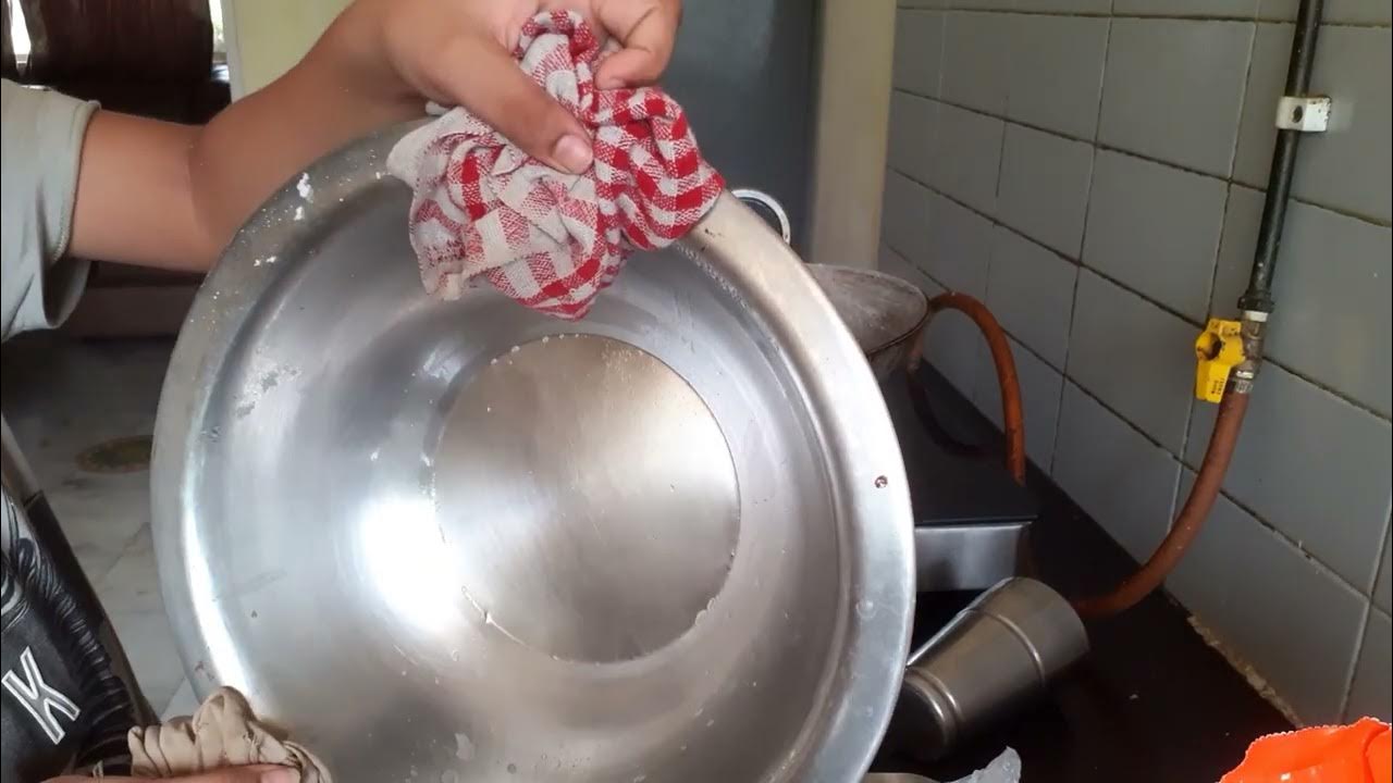 how to remove black stains from the pan😲😲 YouTube