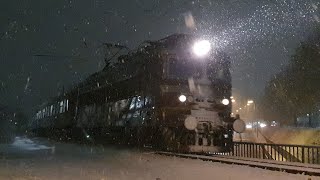 ПВ 90106 през обилния снеговалеж в Русе към крайна гара, заедно с 44 100 / PT 90106 with 44 100