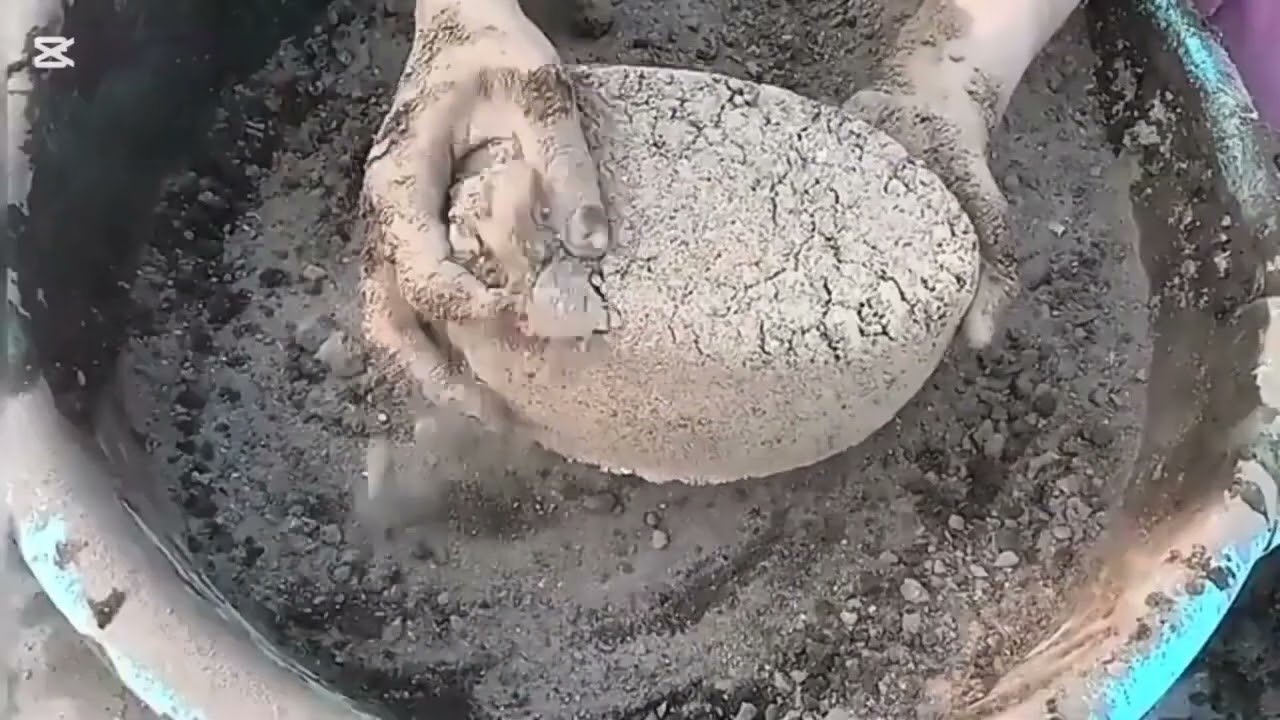 ASMR|| Crunchy dusty sand cement texture water crumbling #satisfying #asmrvideos #asmr #relax