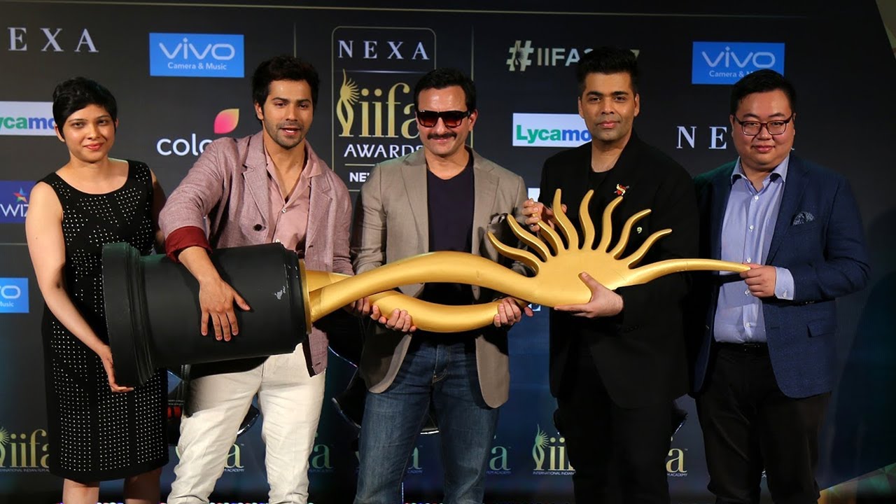 IIFA Awards 2017 Saif Ali Khan, Varun Dhawan, Karan Johar at IIFA 2017 PC | Full Video