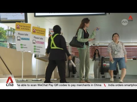 Some MRT passengers taking East-West Line unaware of need to change trains; most journeys are smooth