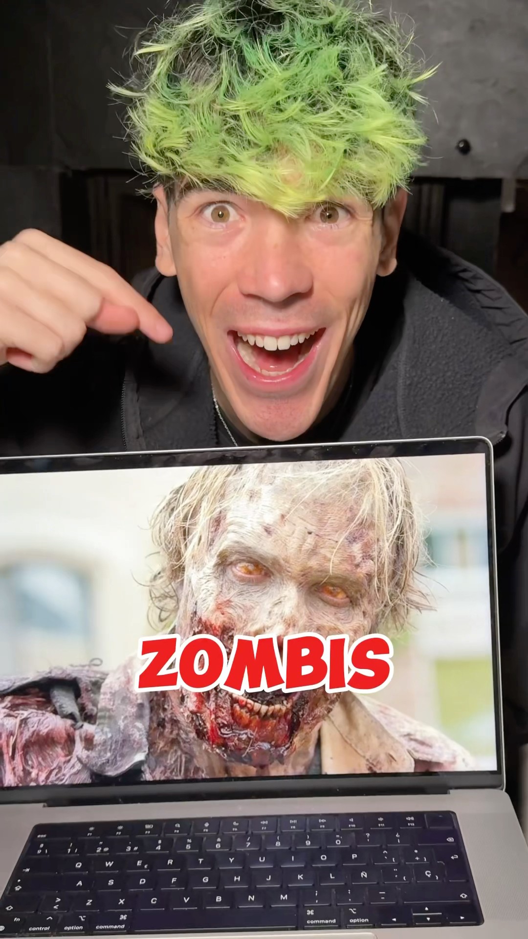 Me ENCANTAN los ZOMBIES! (Broma)