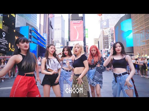 Videó: Cover Girl új üzlete A New York-i Time Square-en