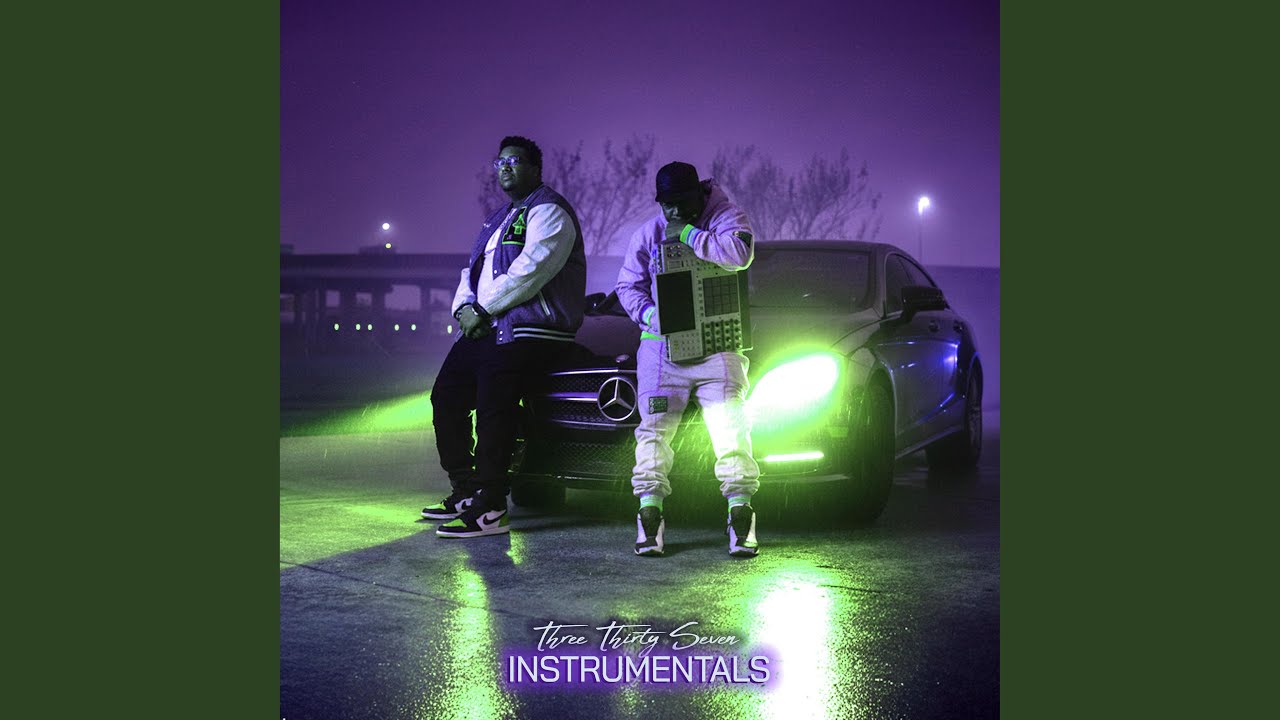 Back Outside auf YouTube ansehen Back Outside auf YouTube ansehen