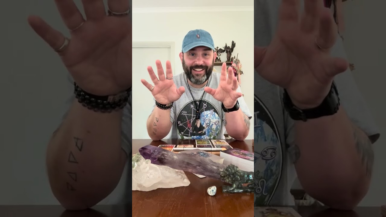 Ты напугал их своими дарами в детстве! 👻🎁 Ритуал должен был тебя остановить! 👹🛑 Ничто не сможет! 🪽