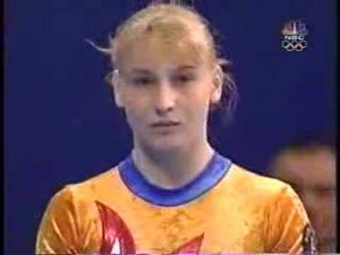 Simona Amanar 2000 Olympics EF Vault 1