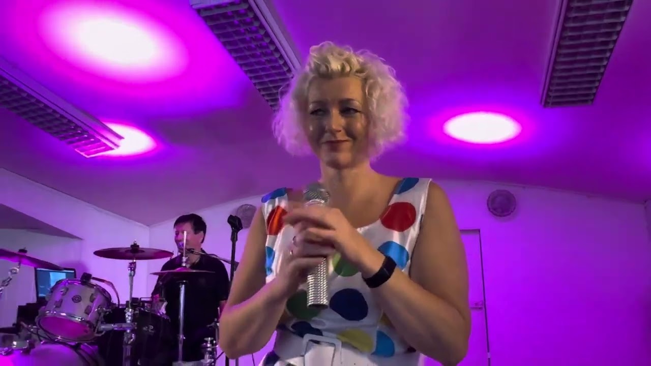 Utan Dina Andetag m Martinez i Eda Parken Charlottenberg 27 7 Dansnytt Bjørn Weiby