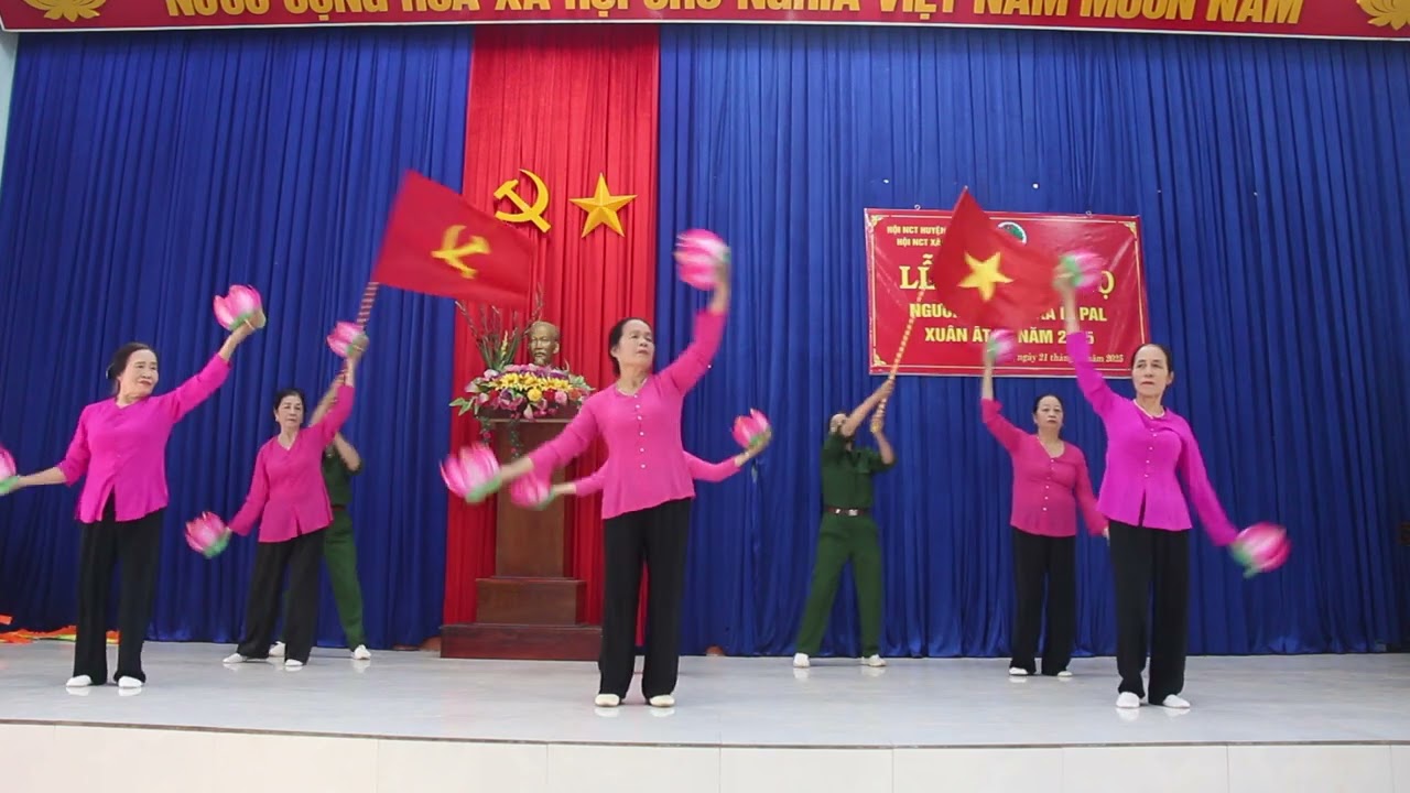 VIỆT NAM ƠI MẾN YÊU VÔ CÙNG-CHI HỘI NGƯỜI CAO TUỔI THÔN ĐOÀN KẾT