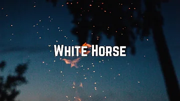 Taylor Swift - White Horse (Lyrics)