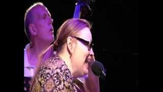 Diane Schuur - Lousiana Sunday Afternoon (live in Milan 07/13/2013) chords