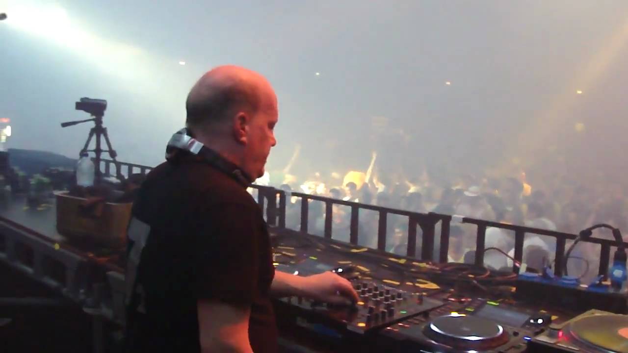 Dimitri @ O.W.A.P. Gashouder Amsterdam 22 april 2011