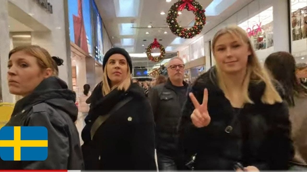 ВЫГЛЯДИТ в ГЁТЕНБУРГ, ШВЕЦИЯ без масок.