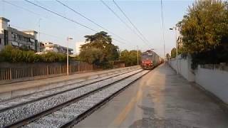 E405 019 + E652 147 per TCS Bari Lamasinata-Gallarate, in transito a Bari Palese!